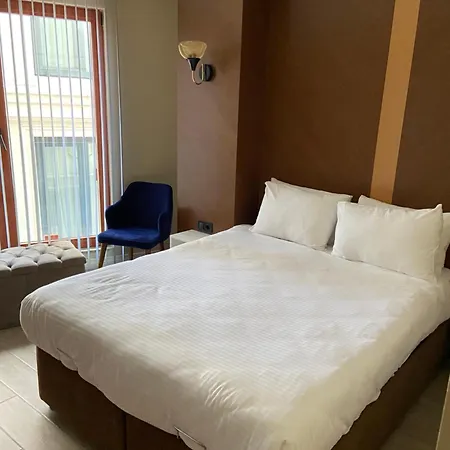 Otel Town 3*