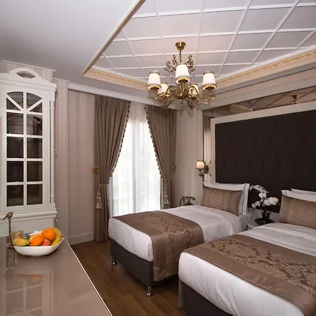 Town Szálloda 3*