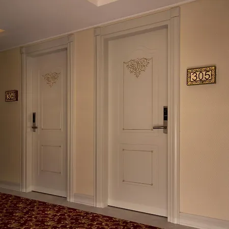 Hotel Town 3*